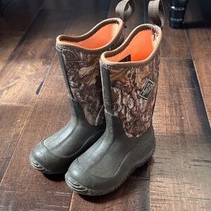 Camo Youth Muck Boots